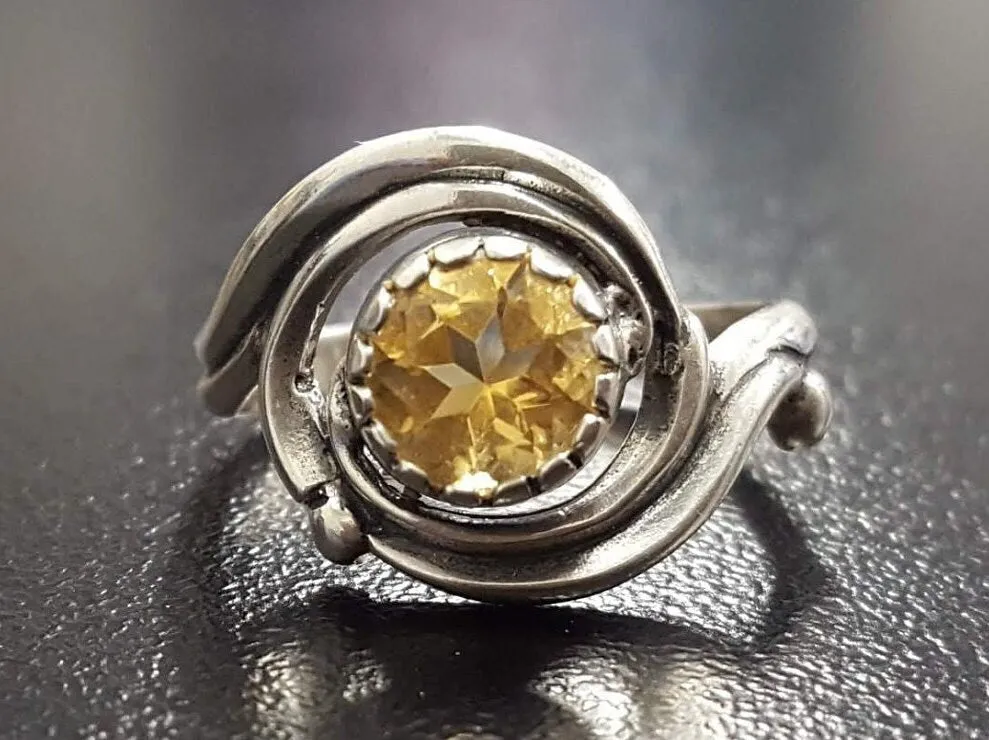 Citrine Ring - Yellow Swirl Ring - Vintage Spiral Ring