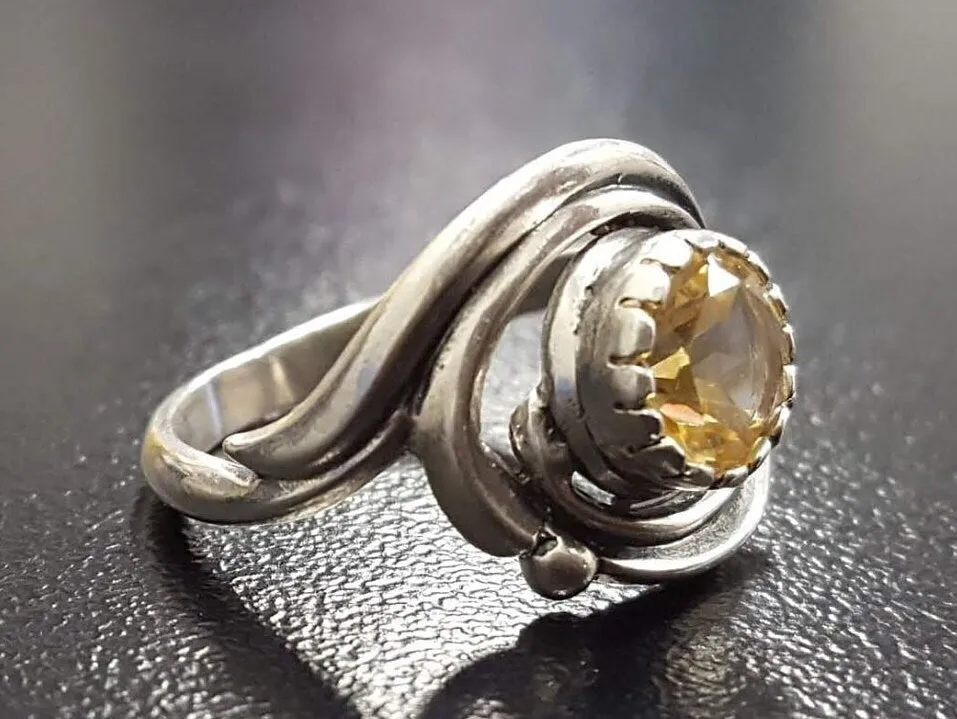Citrine Ring - Yellow Swirl Ring - Vintage Spiral Ring