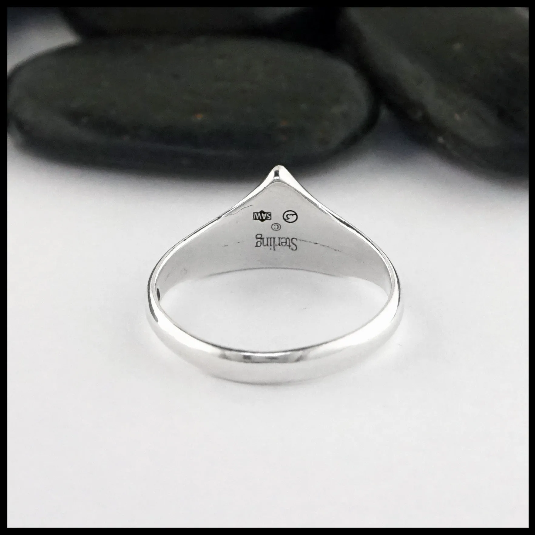 Medium Trinity Knot Ring in Silver