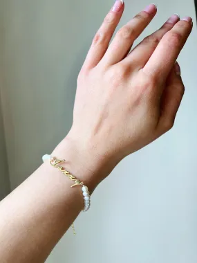 Personalized Name Pearl Bracelet |Gold Pearl Bracelet|Pearl Letter Bracelet in Silver| Personalized Pearl Jewelry| Customized Pearl Bracelet